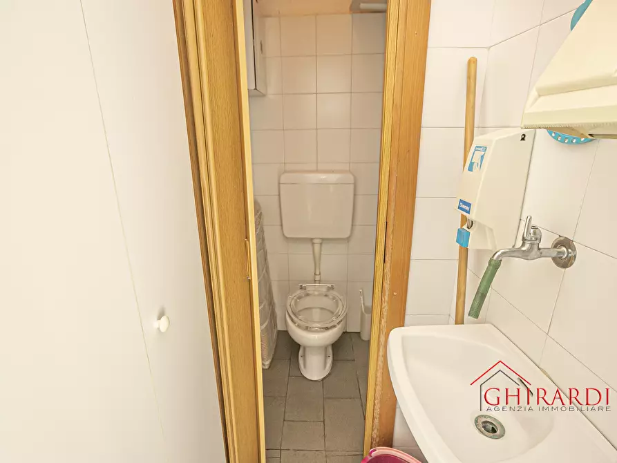 Immagine 19 di Bar / Ristorante in vendita  in Via Malocello 12 a Varazze