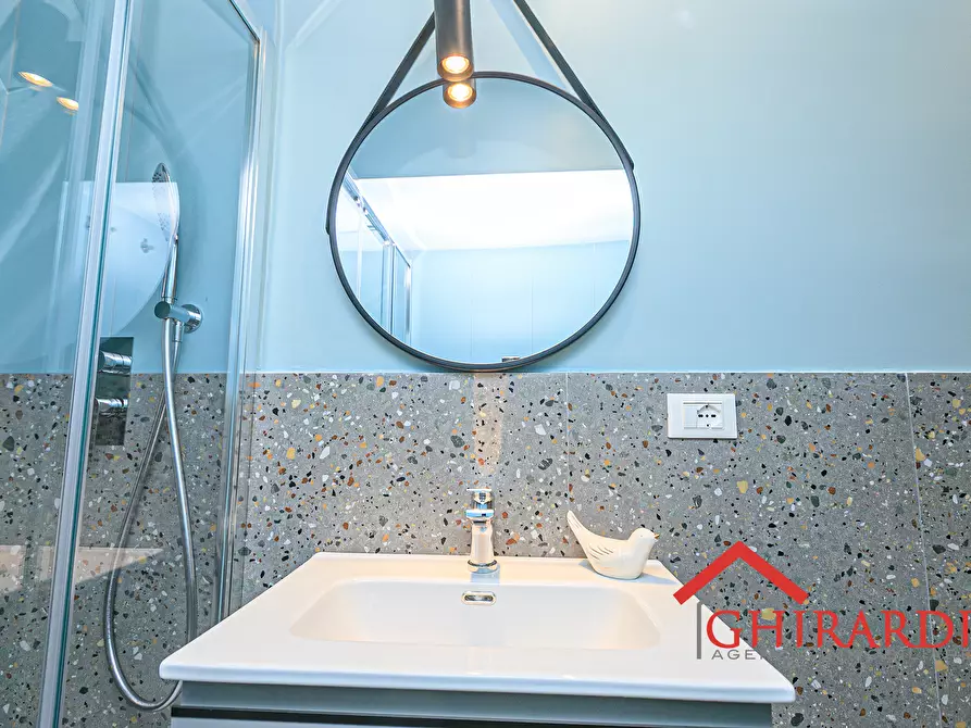 Immagine 22 di Bilocale in vendita  in Via Ramiro Ginocchio 10 a Genova