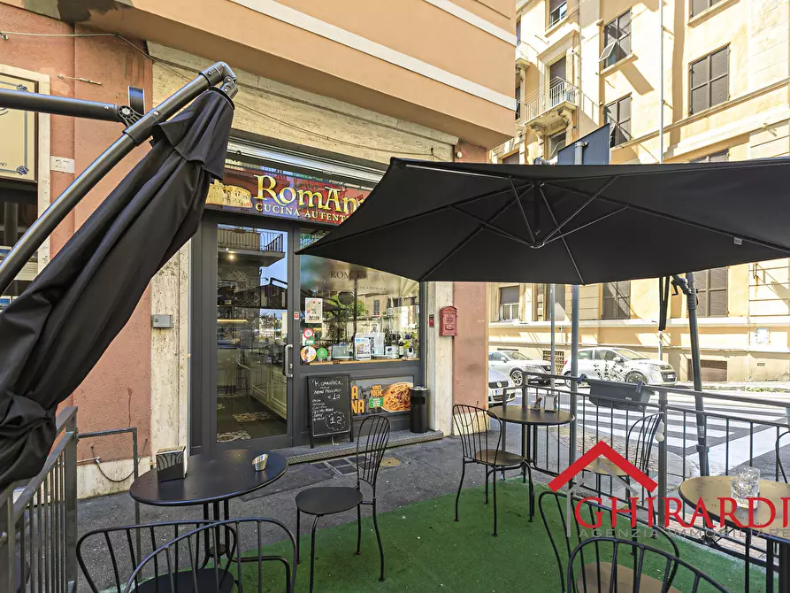 Immagine 34 di Attività commerciale in vendita  in Via Trento 52 a Genova