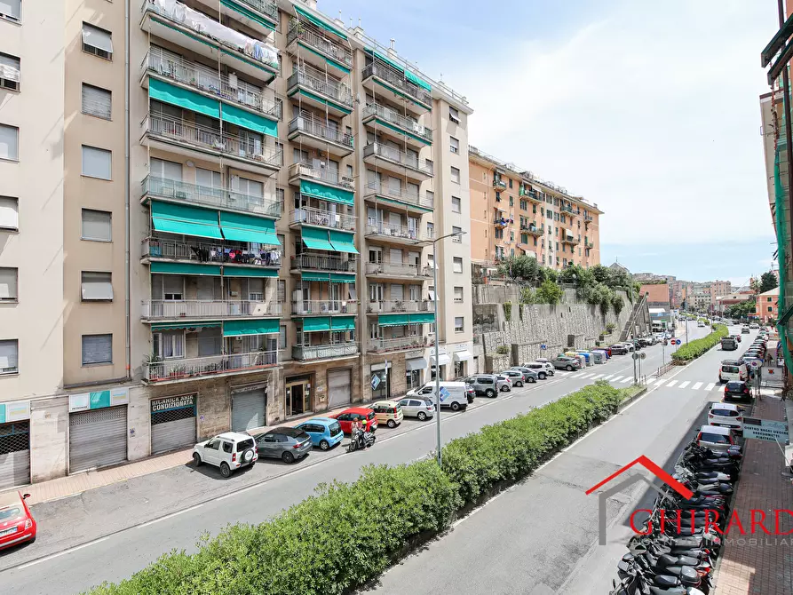 Immagine 25 di Trilocale in vendita  in Corso A. De Stefanis 54 a Genova