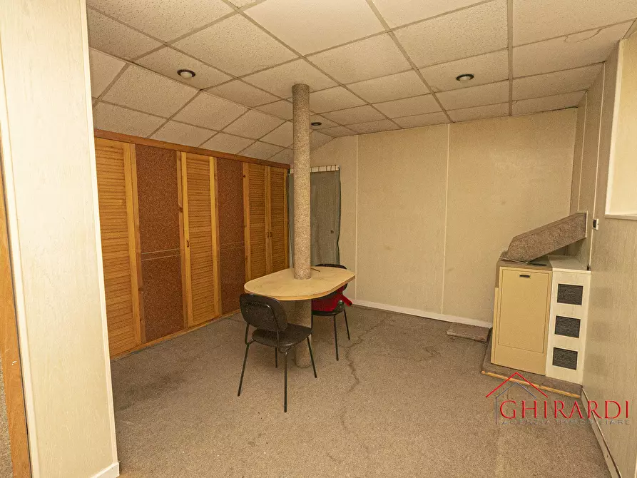 Immagine 14 di Magazzino in vendita  in VIA ANDREA DEL SARTO 46R a Genova