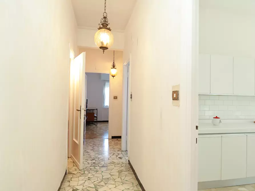 Immagine 35 di Quadrilocale in affitto  in Via Gino Capponi 9 a Genova