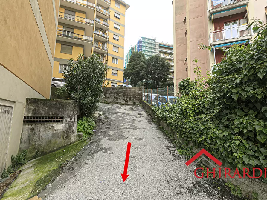 Immagine 4 di Garage in vendita  in Via Sant'Alberto 9 a Genova