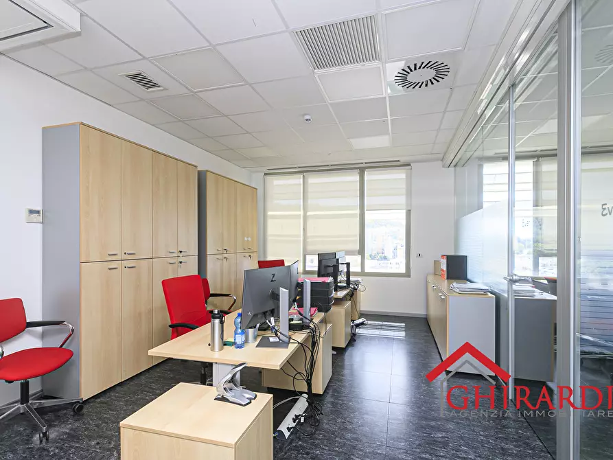 Immagine 6 di Ufficio in vendita  in Via delle Nuove Tecnologie Enrico Albareto 21 a Genova