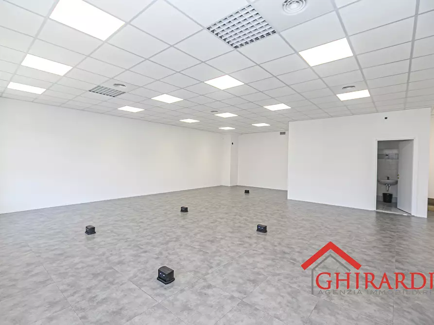 Immagine 10 di Ufficio in affitto  in Via Enrico Albareto 21 a Genova