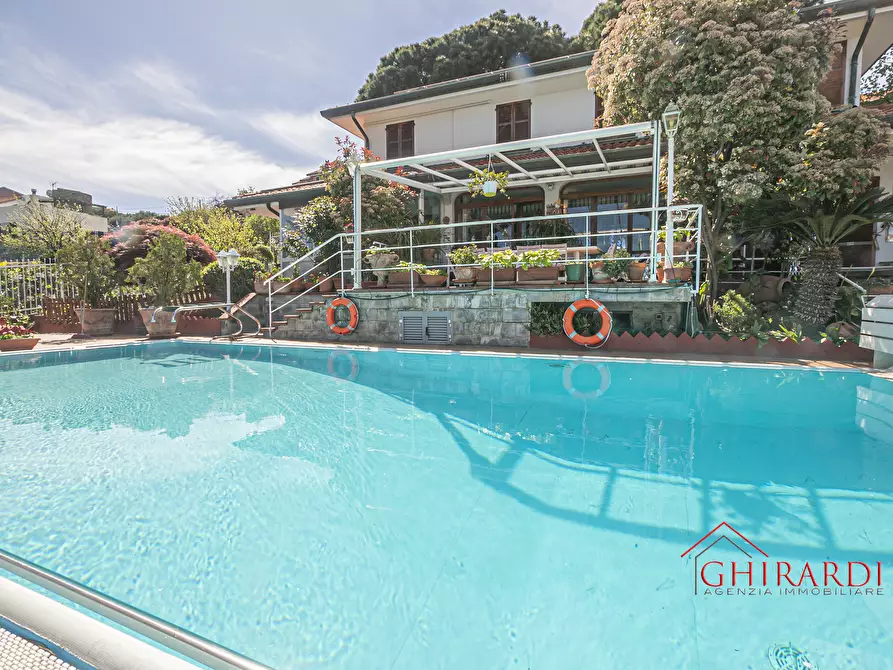 Immagine 57 di Villa in vendita  in VIA PECORILE a Celle Ligure