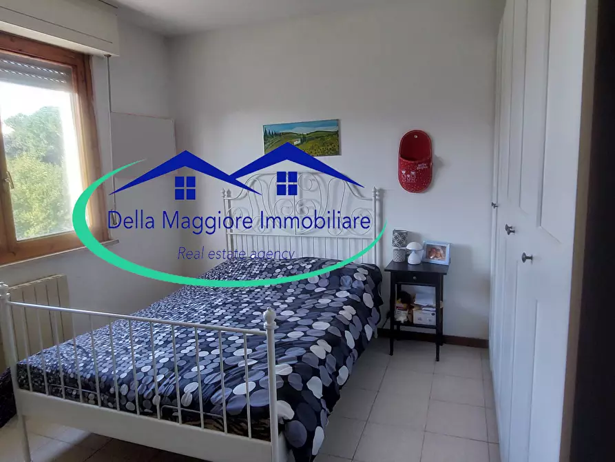 Immagine 16 di Pentalocale in vendita  a Livorno