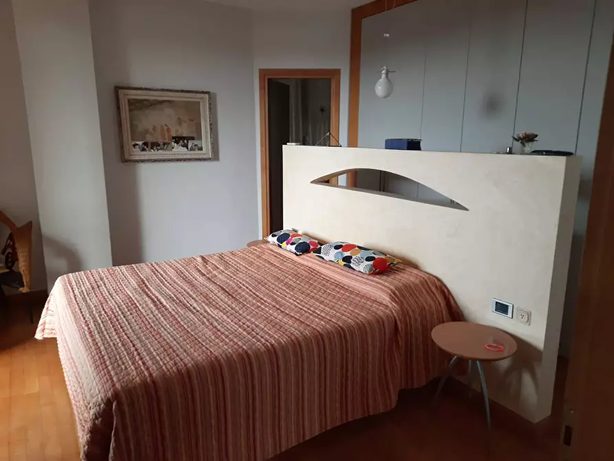 Immagine 18 di Casa indipendente in vendita  a Livorno