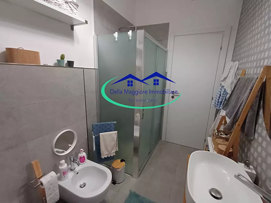 Immagine 7 di Appartamento in vendita  a Livorno