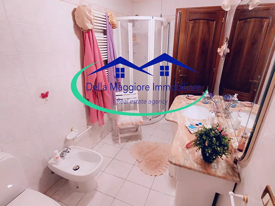 Immagine 13 di Appartamento in vendita  in via delle sorgenti a Livorno