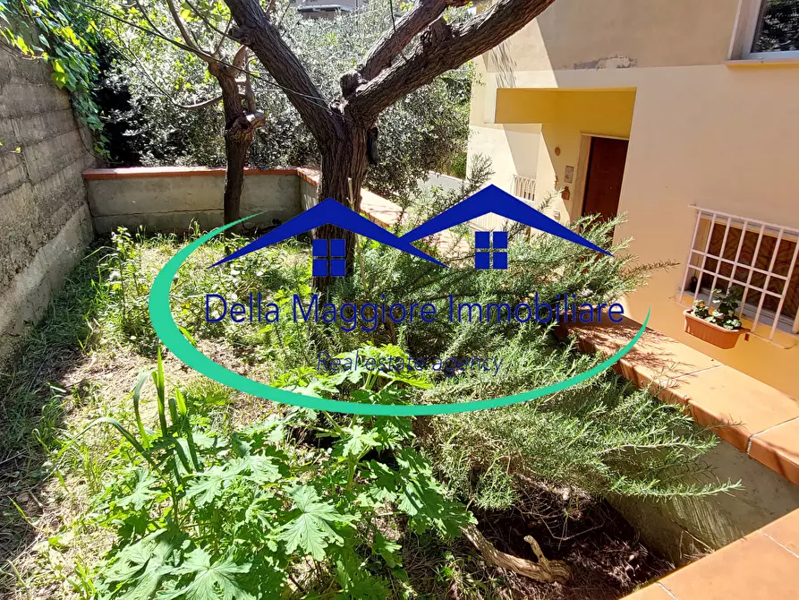 Immagine 11 di Casa bifamiliare in vendita  in piazza delle carrozze 3 a Livorno