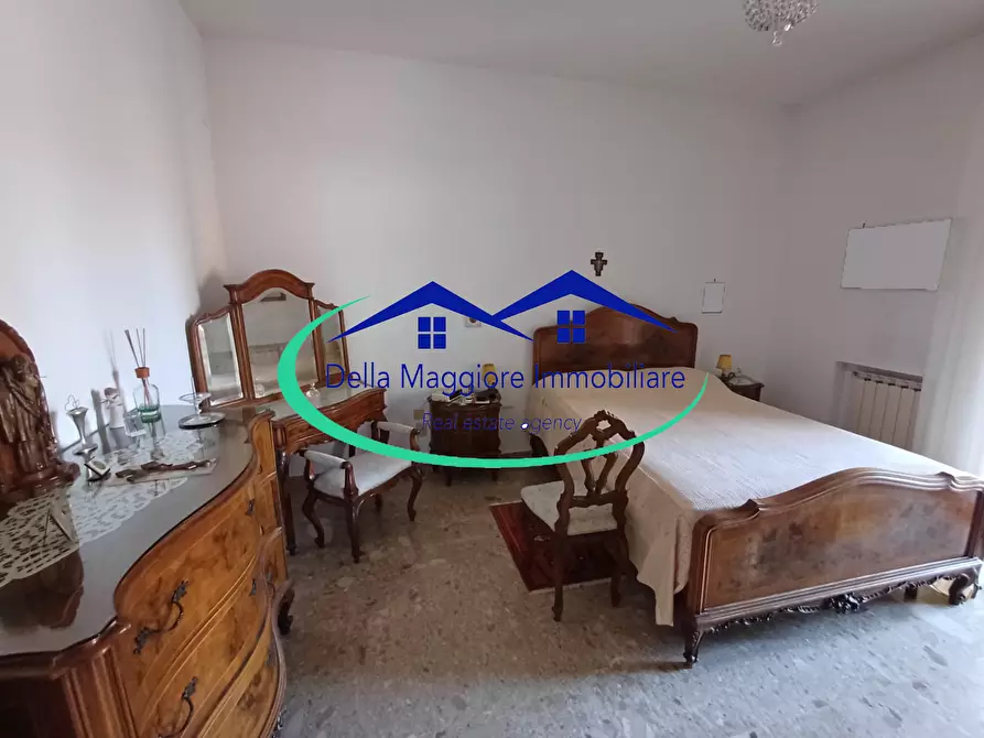 Immagine 20 di Pentalocale in vendita  in via montebello a Livorno