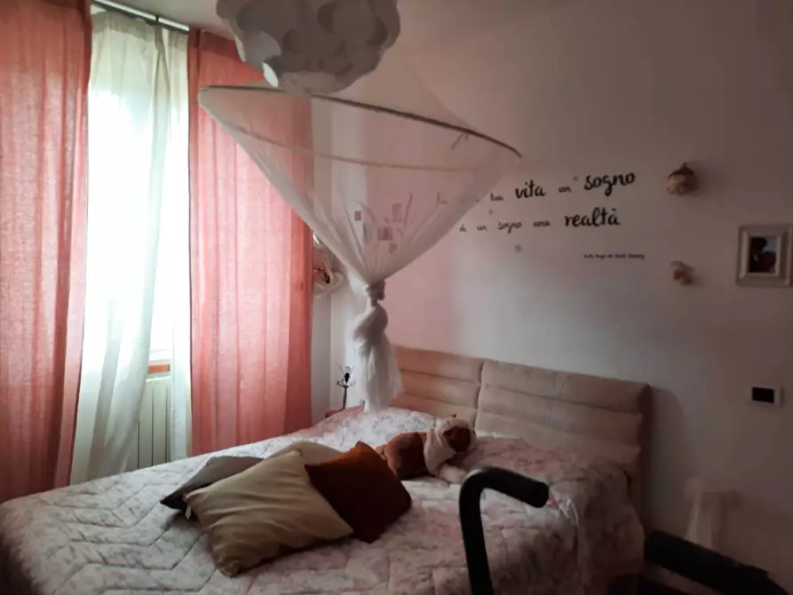 Immagine 17 di Villa in vendita  in via della prugnoliccia a Livorno