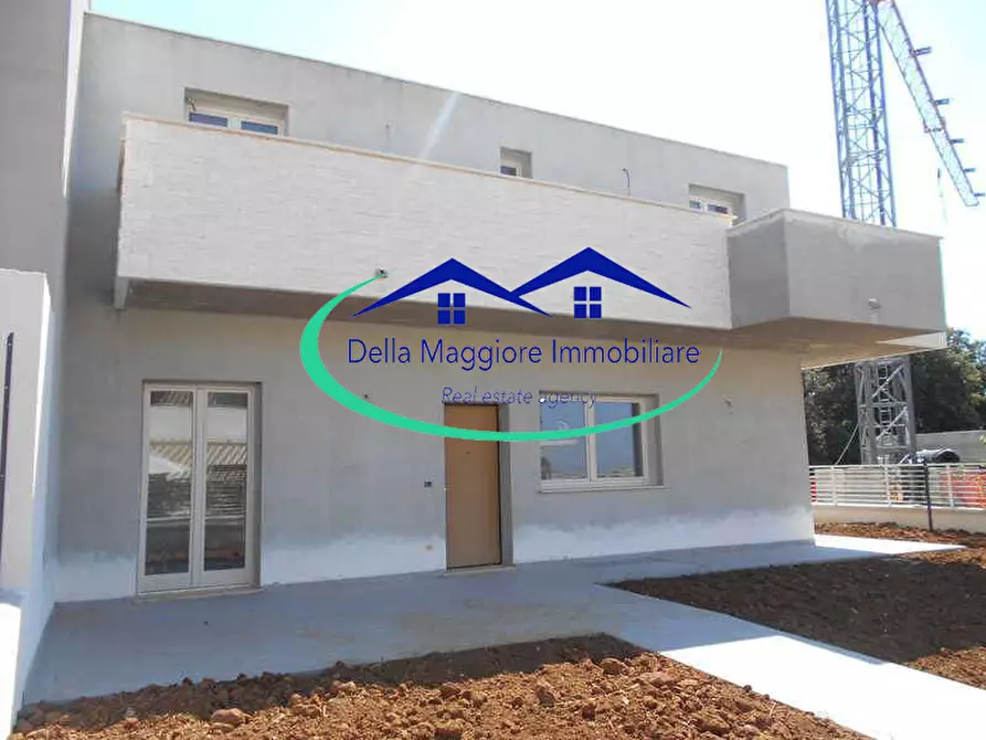 Immagine 4 di Villetta a schiera in vendita  a Livorno