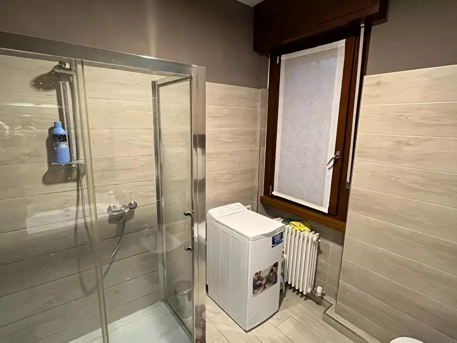 Immagine 8 di Stanza singola in affitto  a Trento