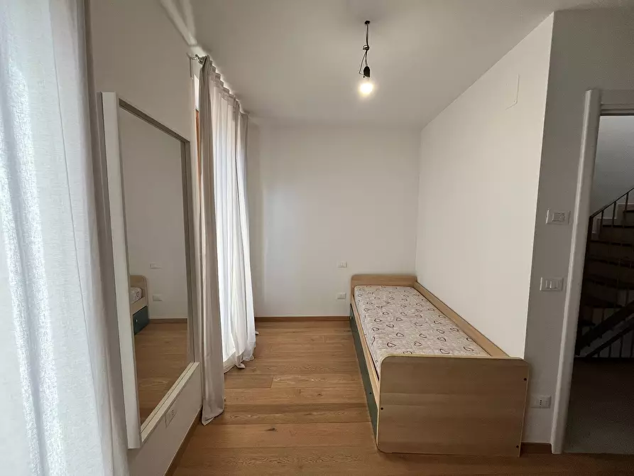 Immagine 16 di Quadrilocale in vendita  in nomi (tn) a Nomi