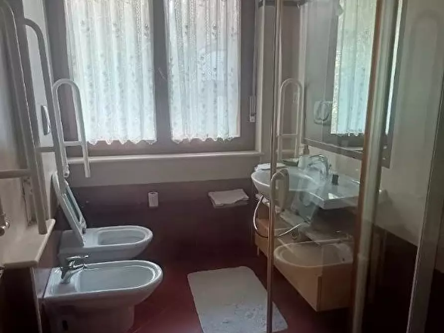 Immagine 4 di Stanza singola in affitto  a Trento