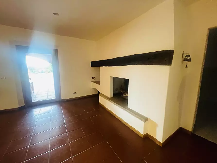 Immagine 7 di Porzione di casa in vendita  in Via Montegallo a Osimo