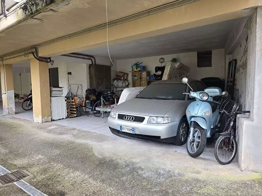 Immagine 9 di Bilocale in vendita  in Via Isonzo a Ancona