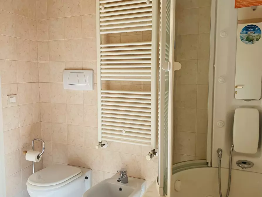 Immagine 13 di Villetta a schiera in vendita  in Via pompeiana a Osimo