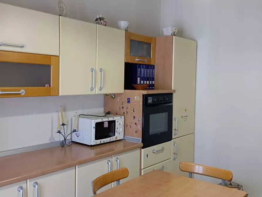 Immagine 13 di Bilocale in vendita  in Via Cingoli 7 a Ancona