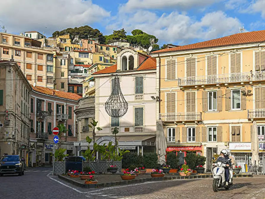 Immagine 19 di Bilocale in vendita  in Via Zeffiro Massa 84 a San Remo