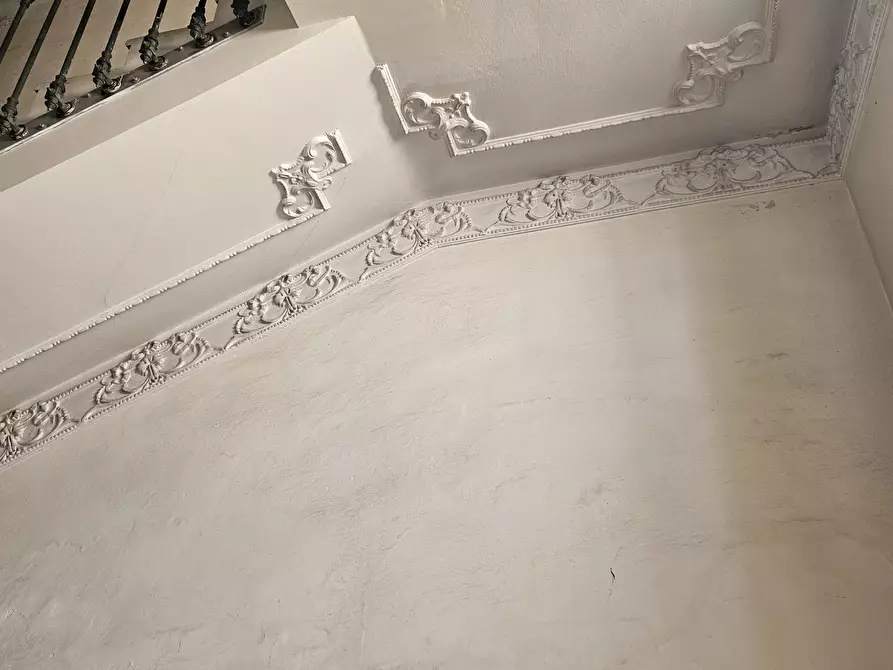 Immagine 18 di Bilocale in vendita  in Via Garibaldi 97 a San Remo