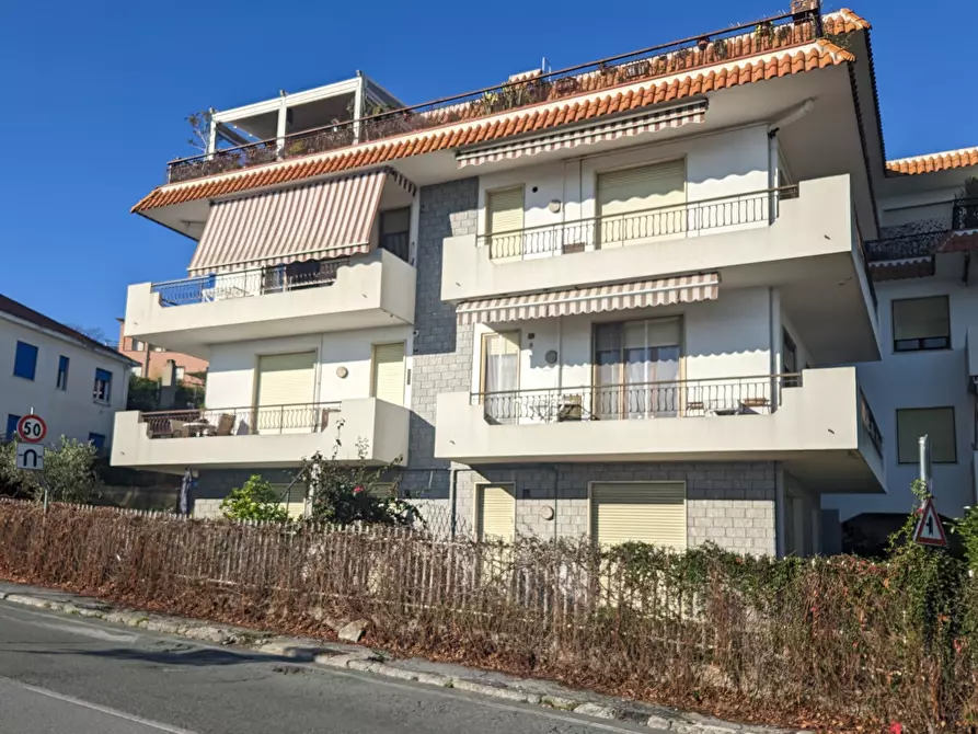 Immagine 16 di Trilocale in vendita  in Via Padre Semeria 522 a San Remo