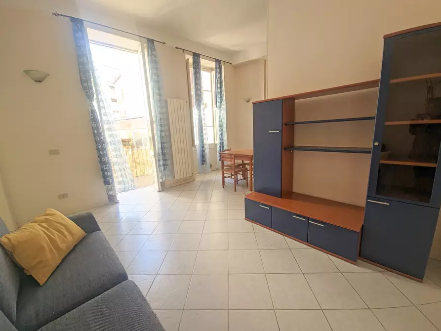 Immagine 3 di Bilocale in vendita  in Via Zeffiro Massa 84 a San Remo
