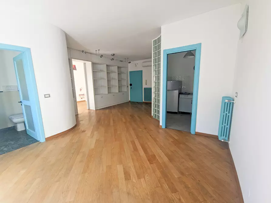 Immagine 6 di Trilocale in vendita  in Corso degli Inglesi 458 a San Remo