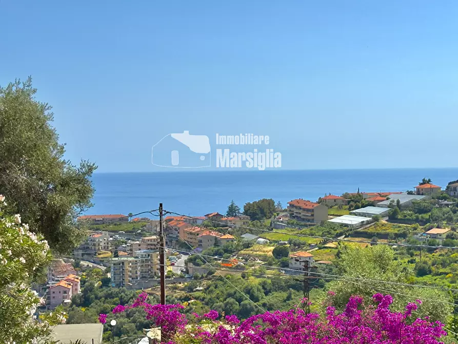 Immagine 2 di Casa indipendente in vendita  in Via Gabriele D'Annunzio snc a San Remo