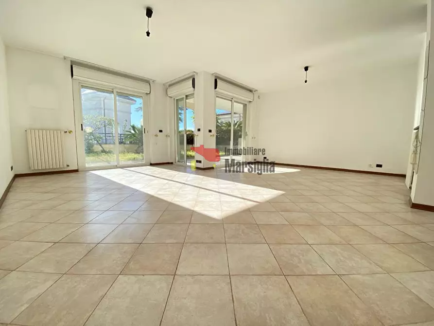 Immagine 6 di Quadrilocale in vendita  in Strada Solaro 88 a San Remo