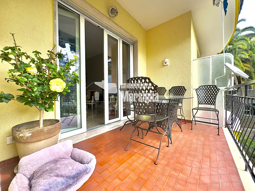Immagine 2 di Quadrilocale in vendita  in Corso degli Inglesi 620 a San Remo