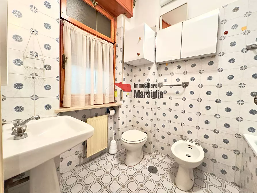 Immagine 12 di Monolocale in vendita  in Via Franco Alfano 59 a San Remo