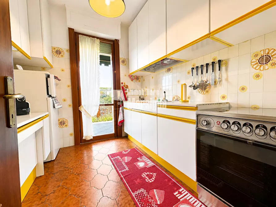 Immagine 9 di Bilocale in vendita  in Strada Privata Vallarino 92 a San Remo