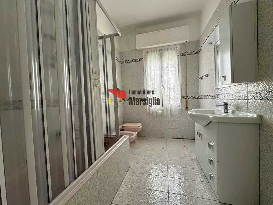 Immagine 13 di Casa bifamiliare in vendita  in VIA DE AMICIS 20 a San Remo