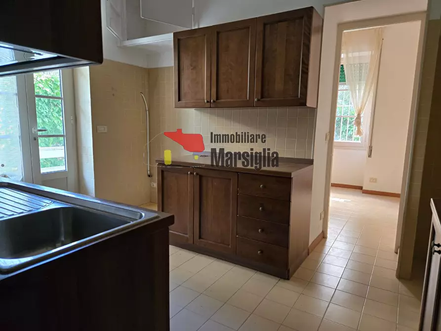 Immagine 12 di Quadrilocale in vendita  in VIA LUIGI NUVOLONI a San Remo