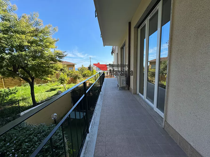 Immagine 1 di Trilocale in vendita  in Corso degli Inglesi 533 a San Remo