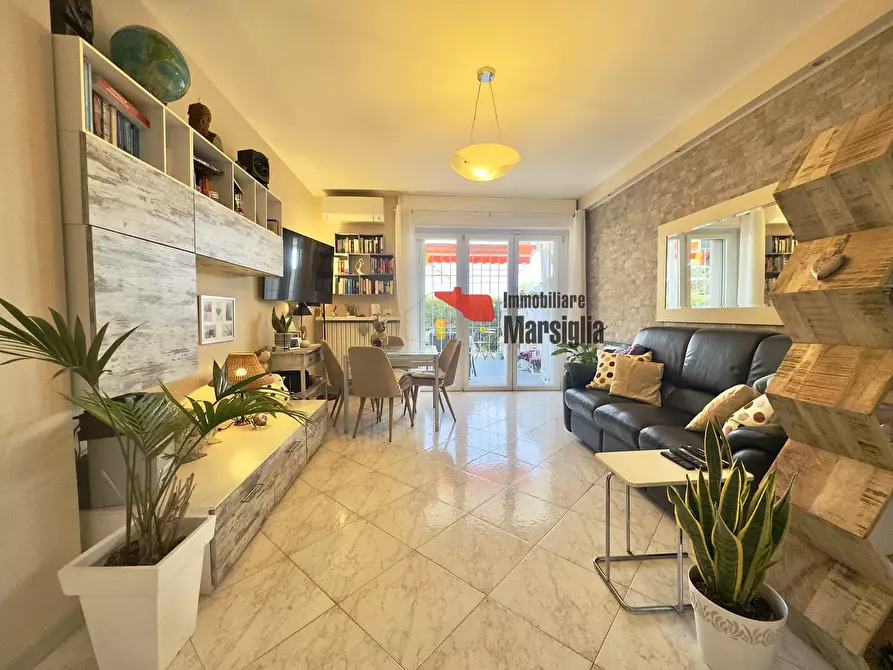 Immagine 12 di Trilocale in vendita  in Strada Solaro 121 a San Remo