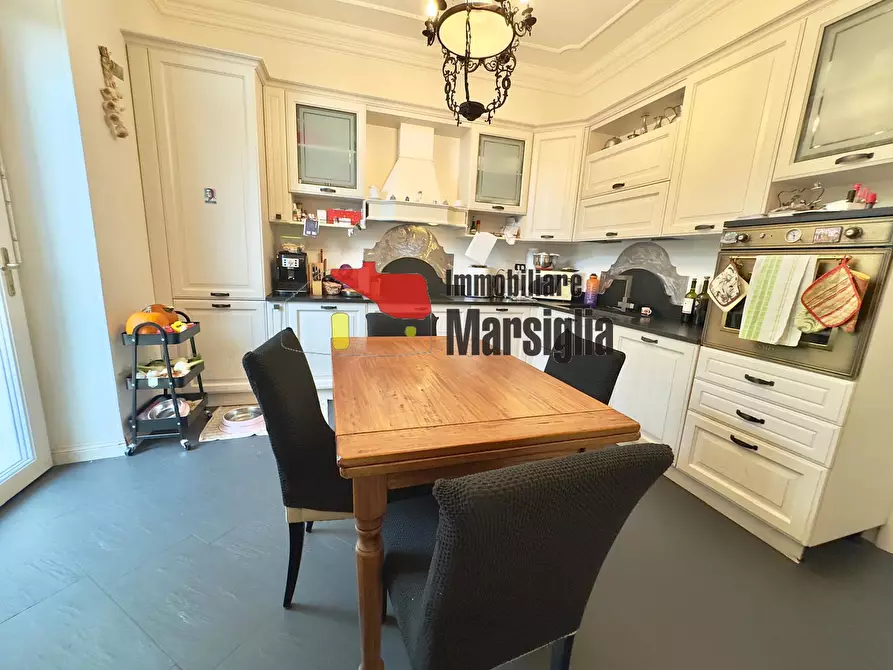 Immagine 26 di Villa in vendita  in Strada Solaro 105 a San Remo