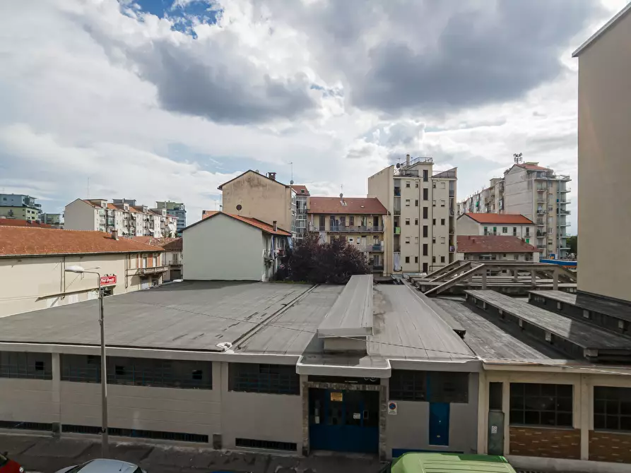 Immagine 21 di Bilocale in vendita  in Via Luigi Goytre a Torino