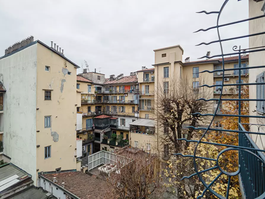 Immagine 24 di Bilocale in vendita  in Via Bertola a Torino