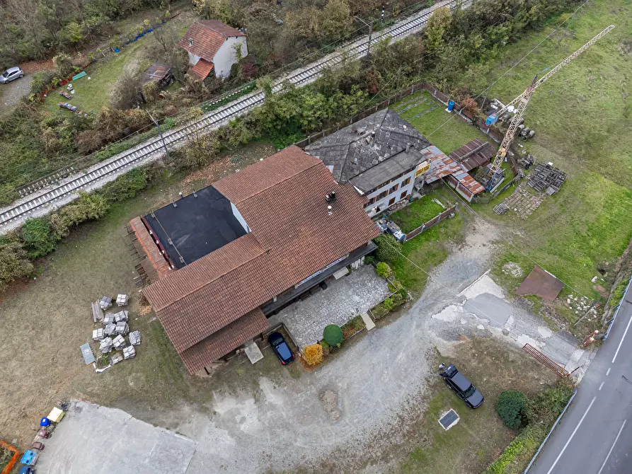 Immagine 16 di Palazzo in vendita  in Via Losa a Pessinetto