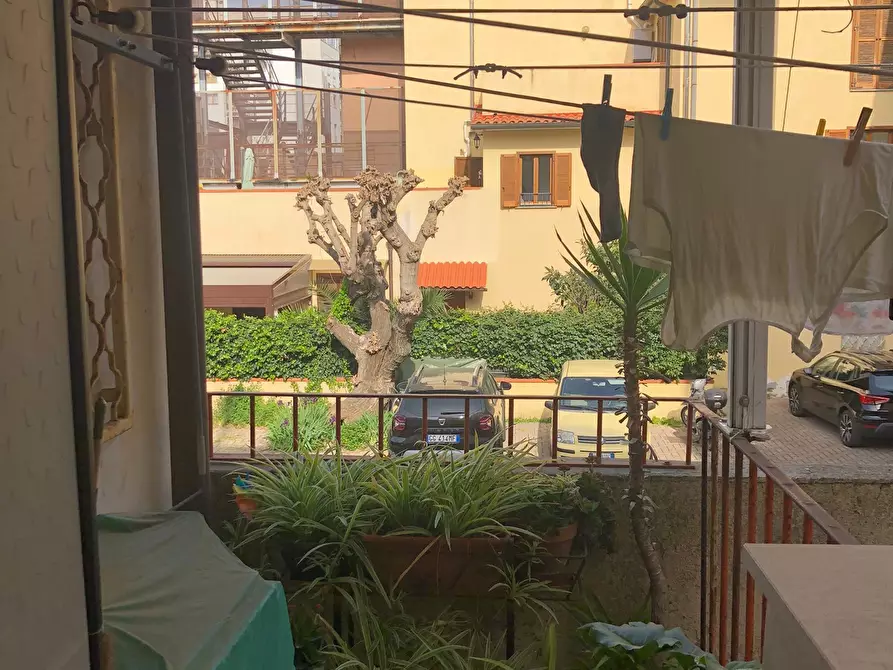 Immagine 2 di Pentalocale in vendita  a Livorno