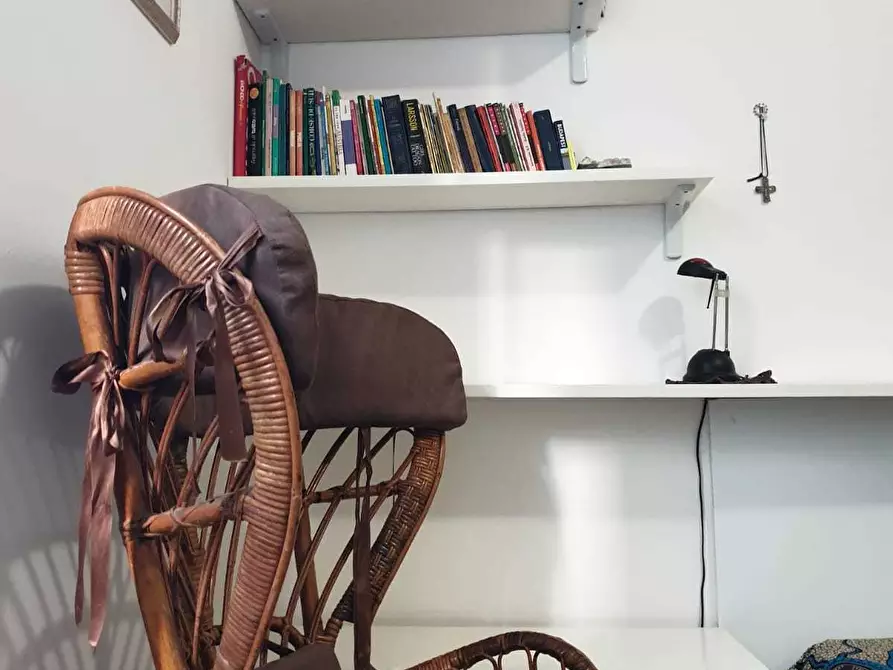 Immagine 13 di Appartamento in vendita  a Livorno