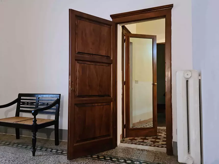Immagine 18 di Appartamento in vendita  a Livorno