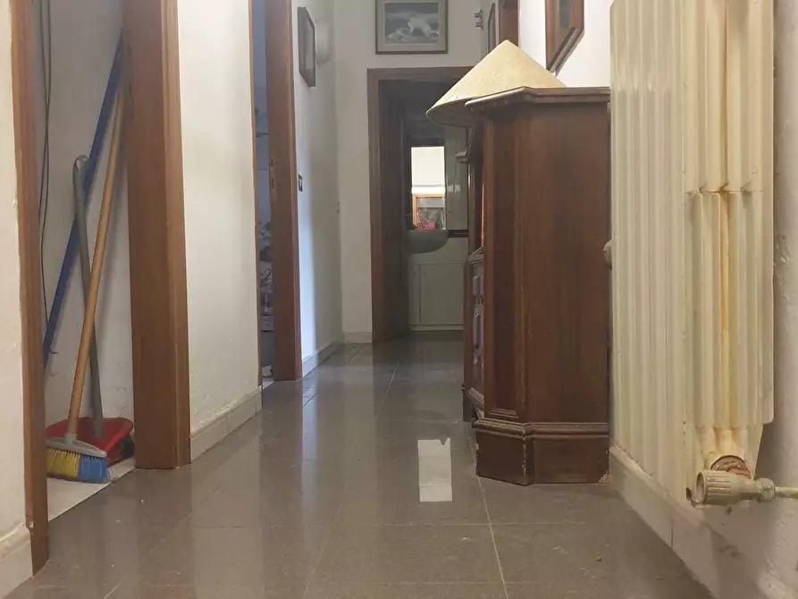 Immagine 12 di Quadrilocale in vendita  a Livorno