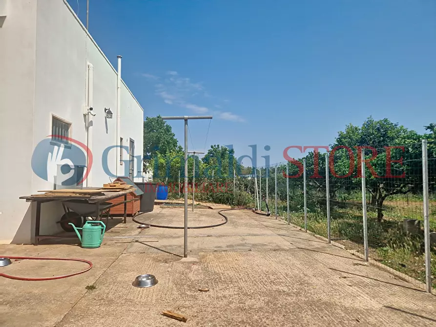 Immagine 34 di Villa in vendita  a Galatina
