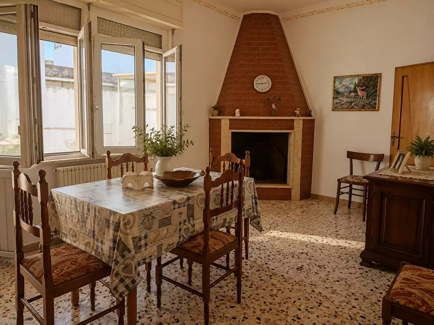 Immagine 2 di Appartamento in vendita  in Via Guido Rossa 11 a Torre Santa Susanna