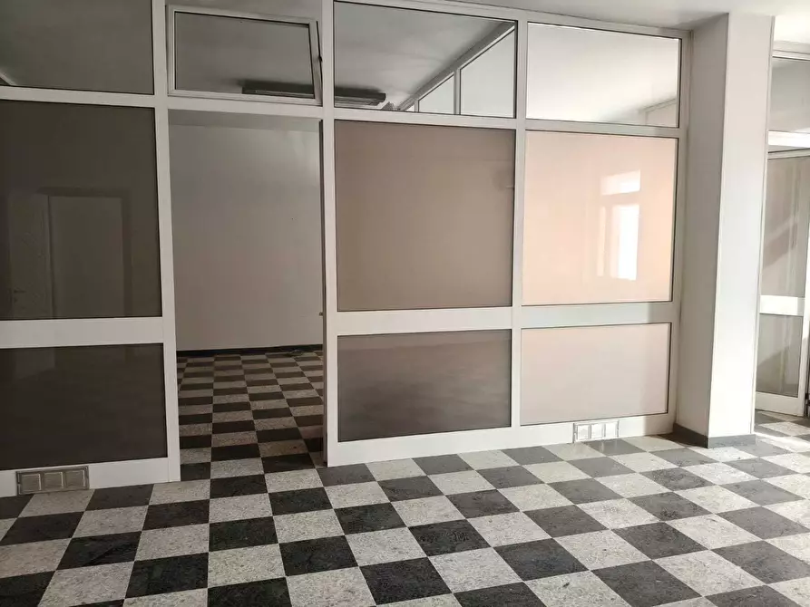 Immagine 9 di Ufficio in vendita  in Via Carmine 44 a Brindisi